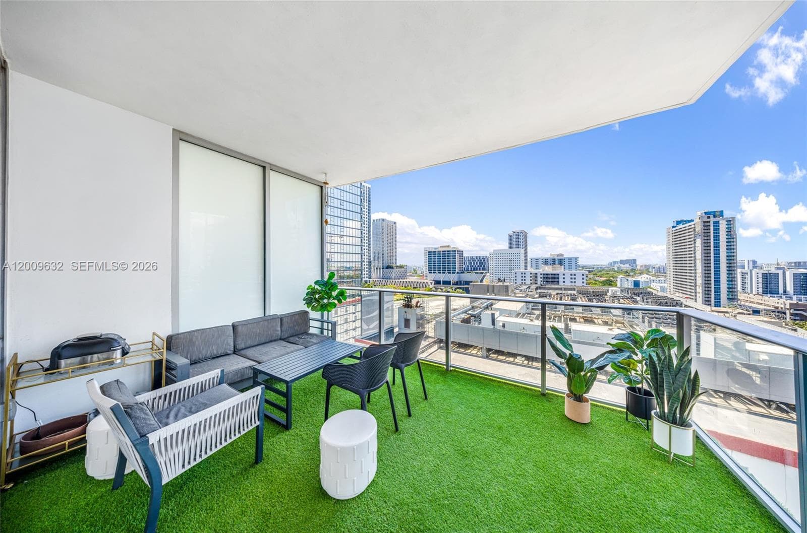 851 NE 1st Ave # 1408, Miami, FL 33132 — zdjęcie 4