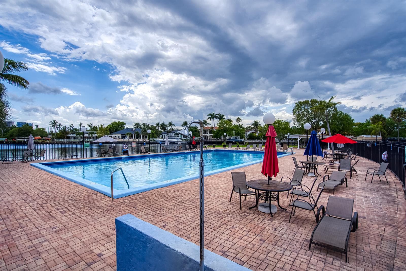 2000 Atlantic Shores Boulevard # Apt 410, Hallandale Beach, FL 33009 — zdjęcie 3