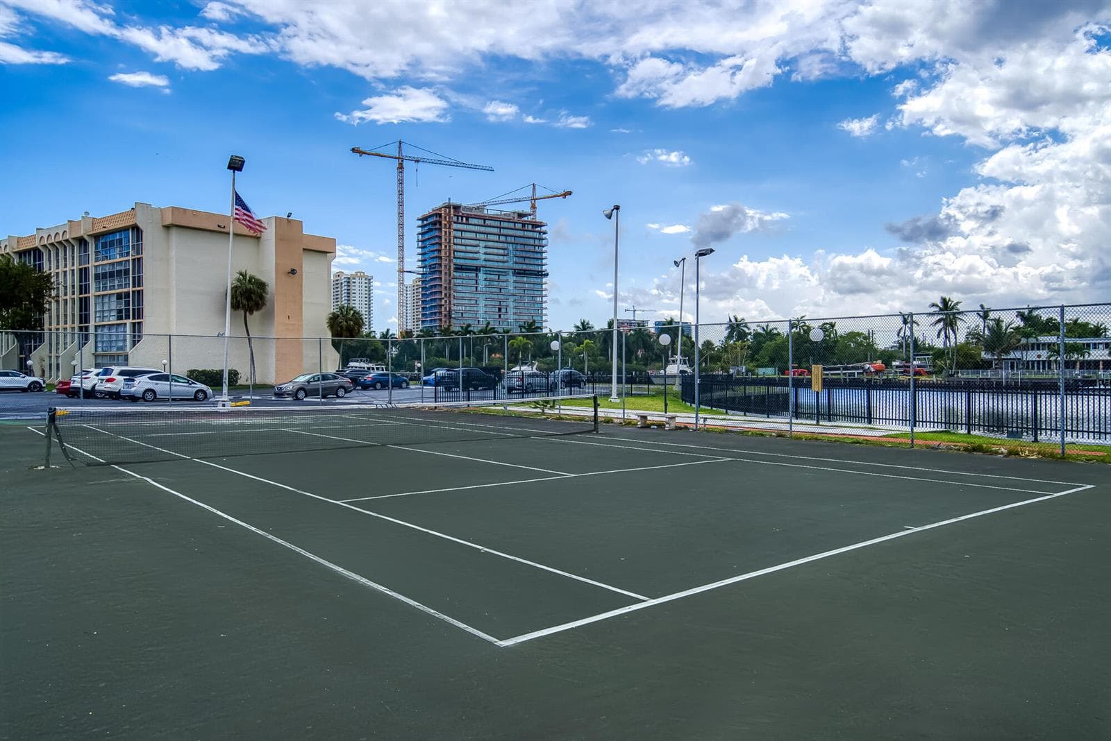 2000 Atlantic Shores Boulevard # Apt 410, Hallandale Beach, FL 33009 — zdjęcie 5