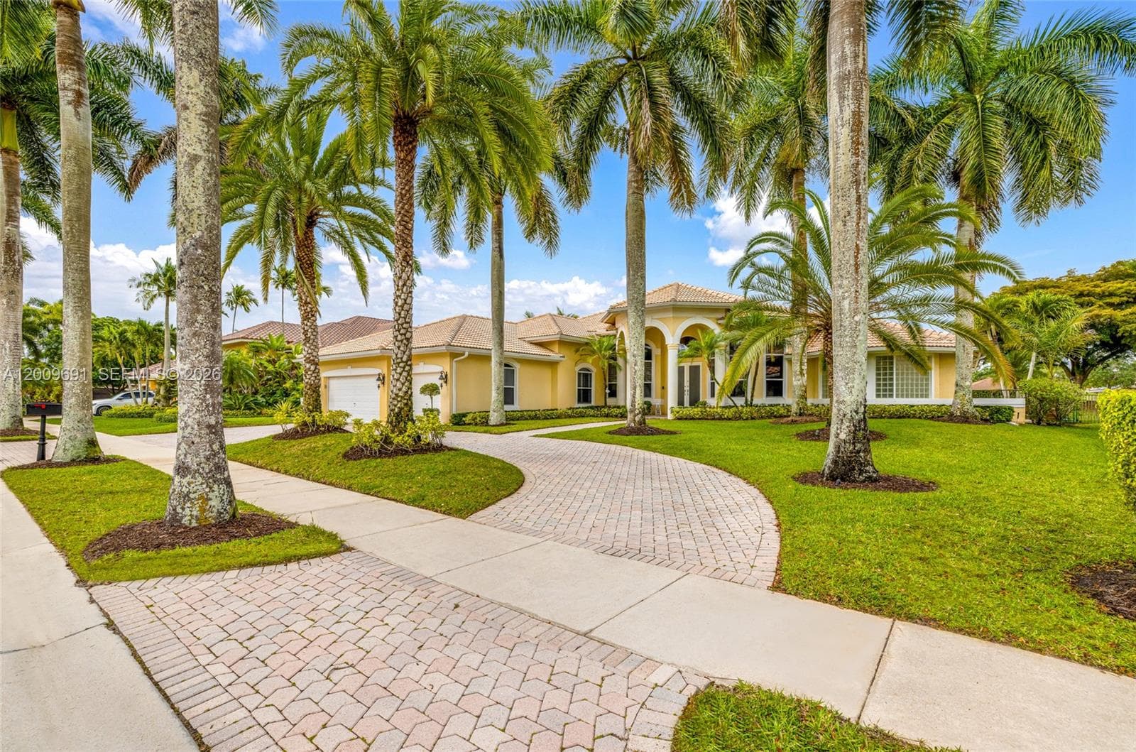 2477 Poinciana Dr, Weston, FL 33327 — zdjęcie 3