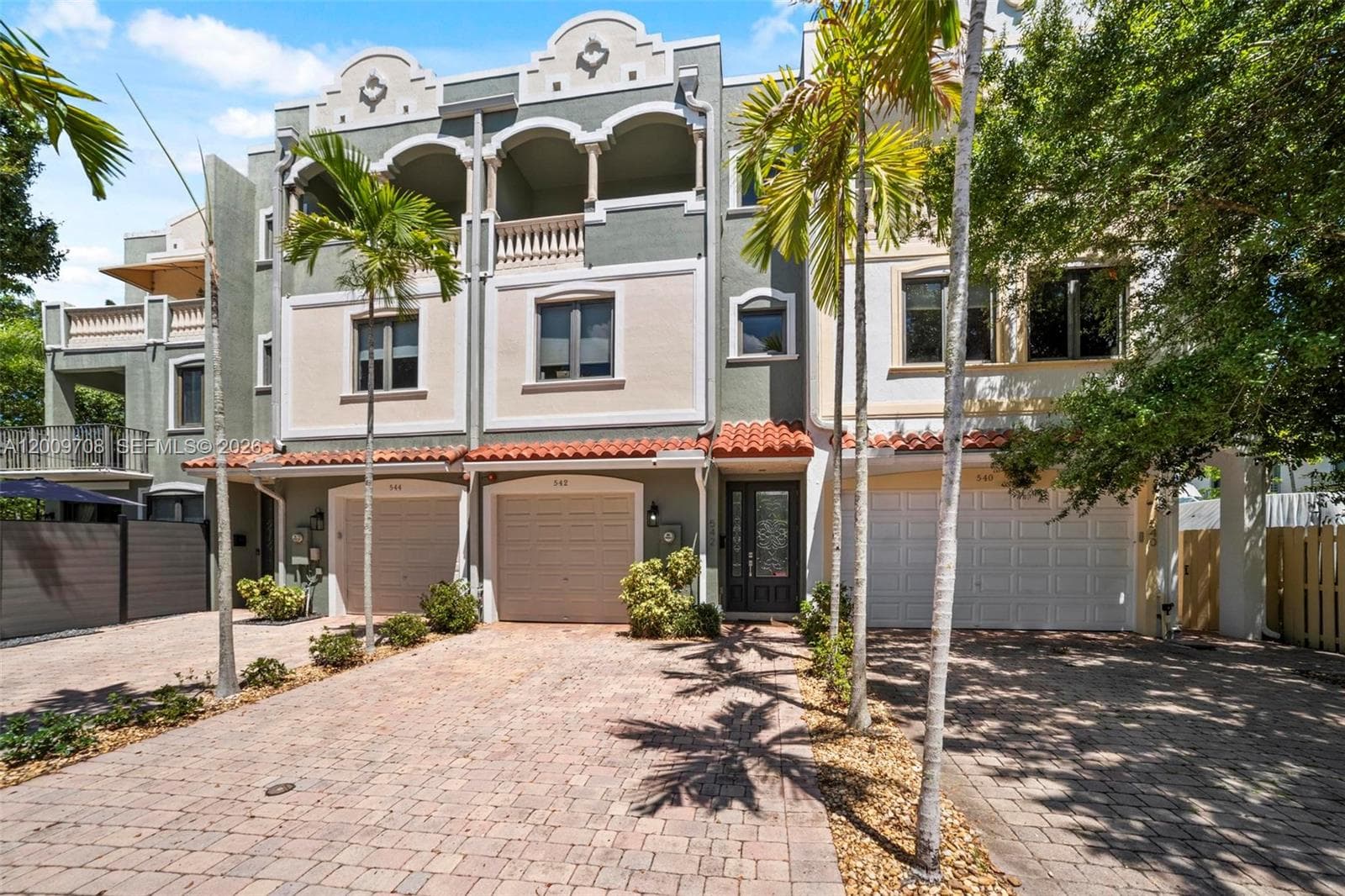 542 NE 17th Ave, Fort Lauderdale, FL 33301 — zdjęcie 3