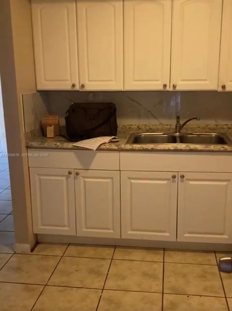 3710 NW 21st St # 305, Lauderdale Lakes, FL 33311 — zdjęcie 5