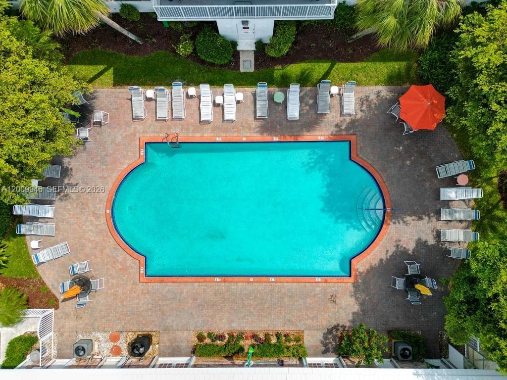 400 S Cypress Rd # 424, Pompano Beach, FL 33060