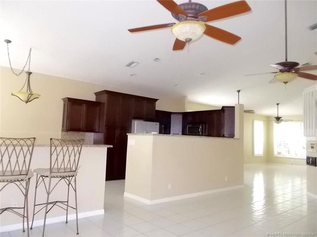 2110 SW Olympic Club Terrace, Palm City, FL 34990 — zdjęcie 4