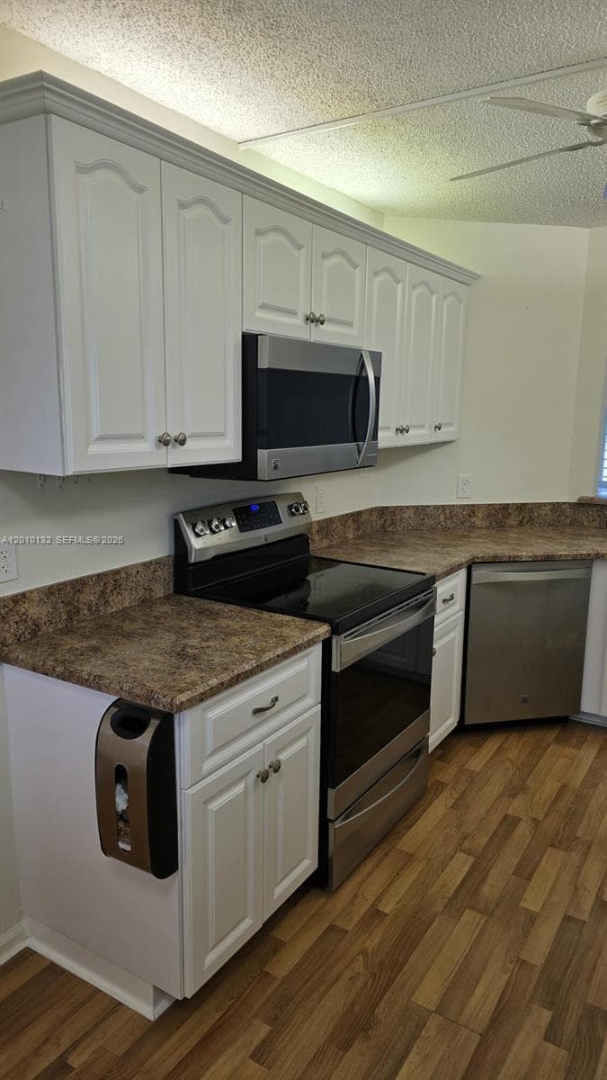23305 N Barwood Ln N # 207, Boca Raton, FL 33428