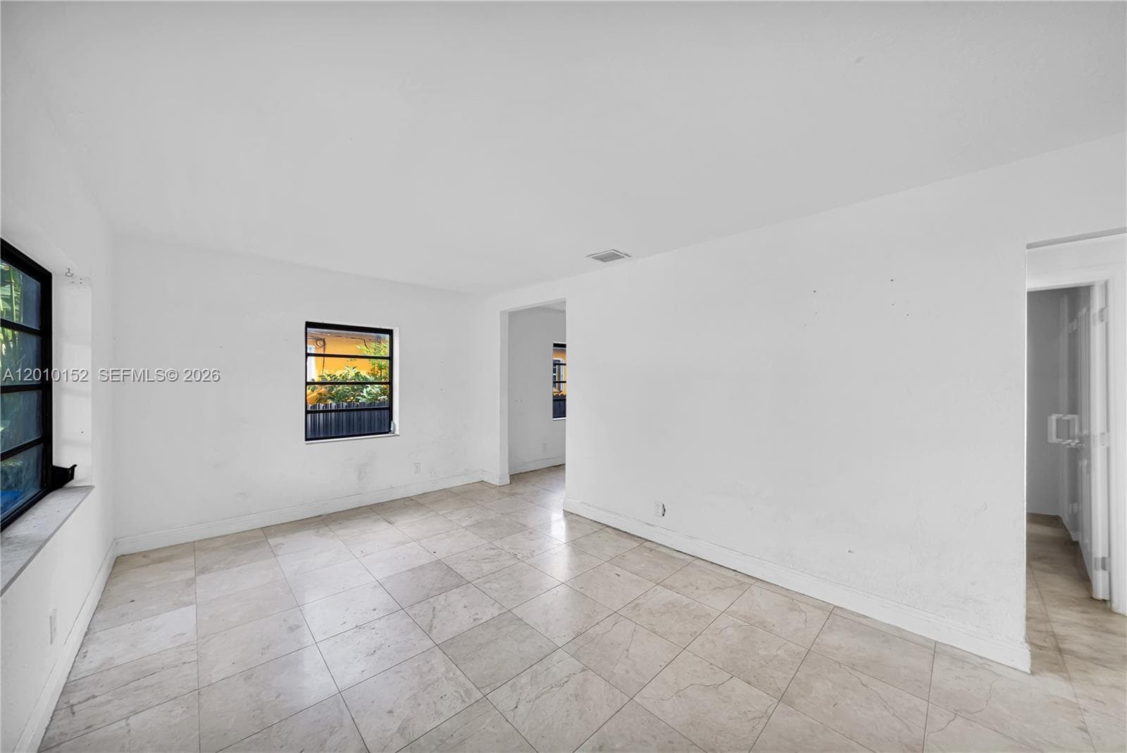 3033 Hibiscus Street, Miami, FL 33133 — zdjęcie 3