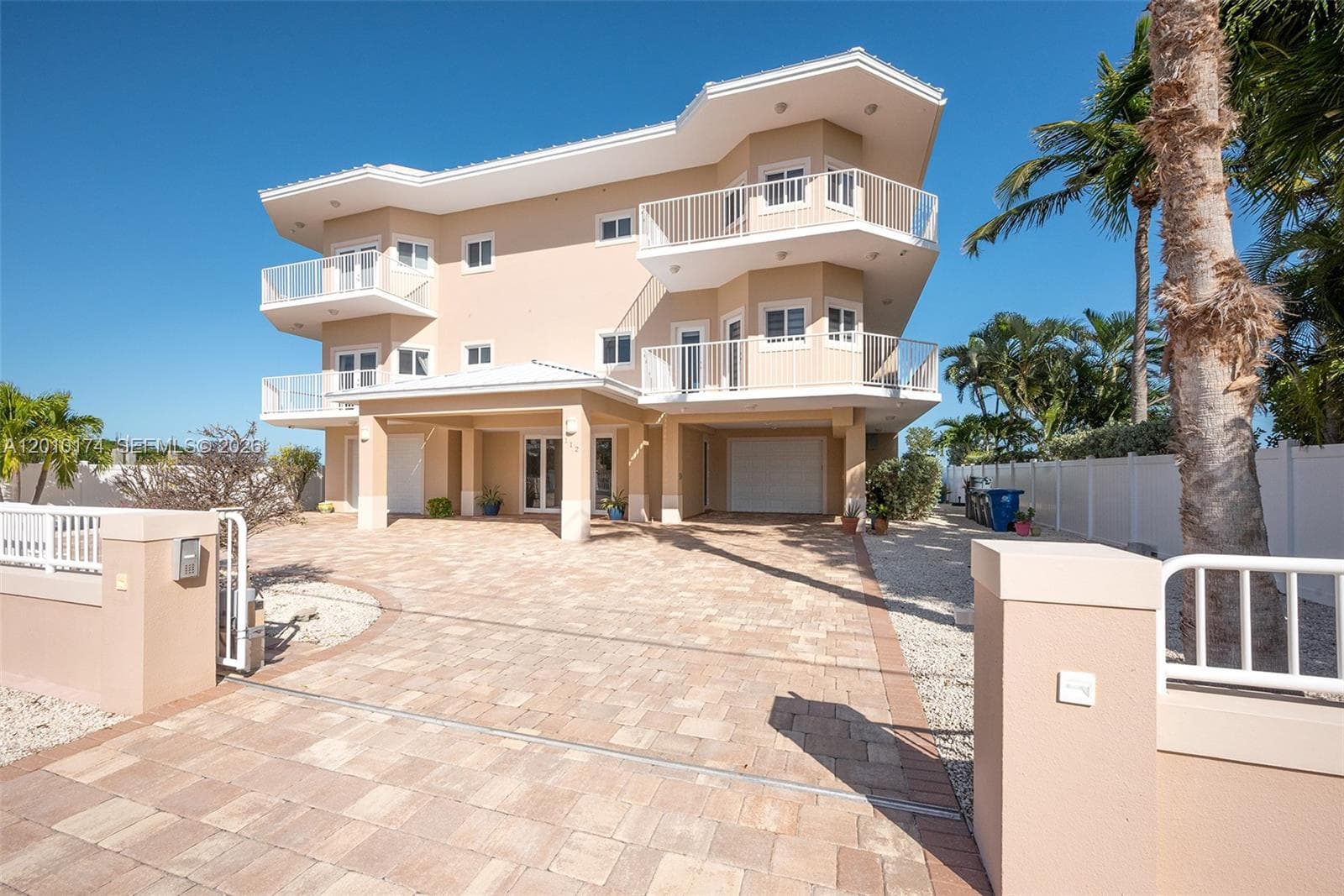 112 N Bounty Ln, Key Largo, FL 33037 — zdjęcie 2