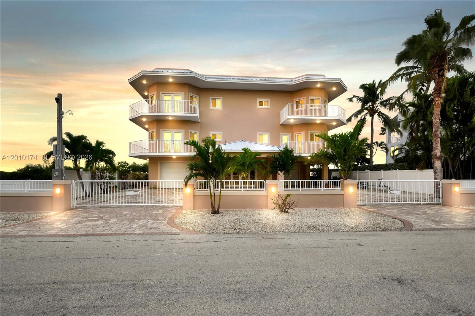 112 N Bounty Ln, Key Largo, FL 33037 — zdjęcie 5