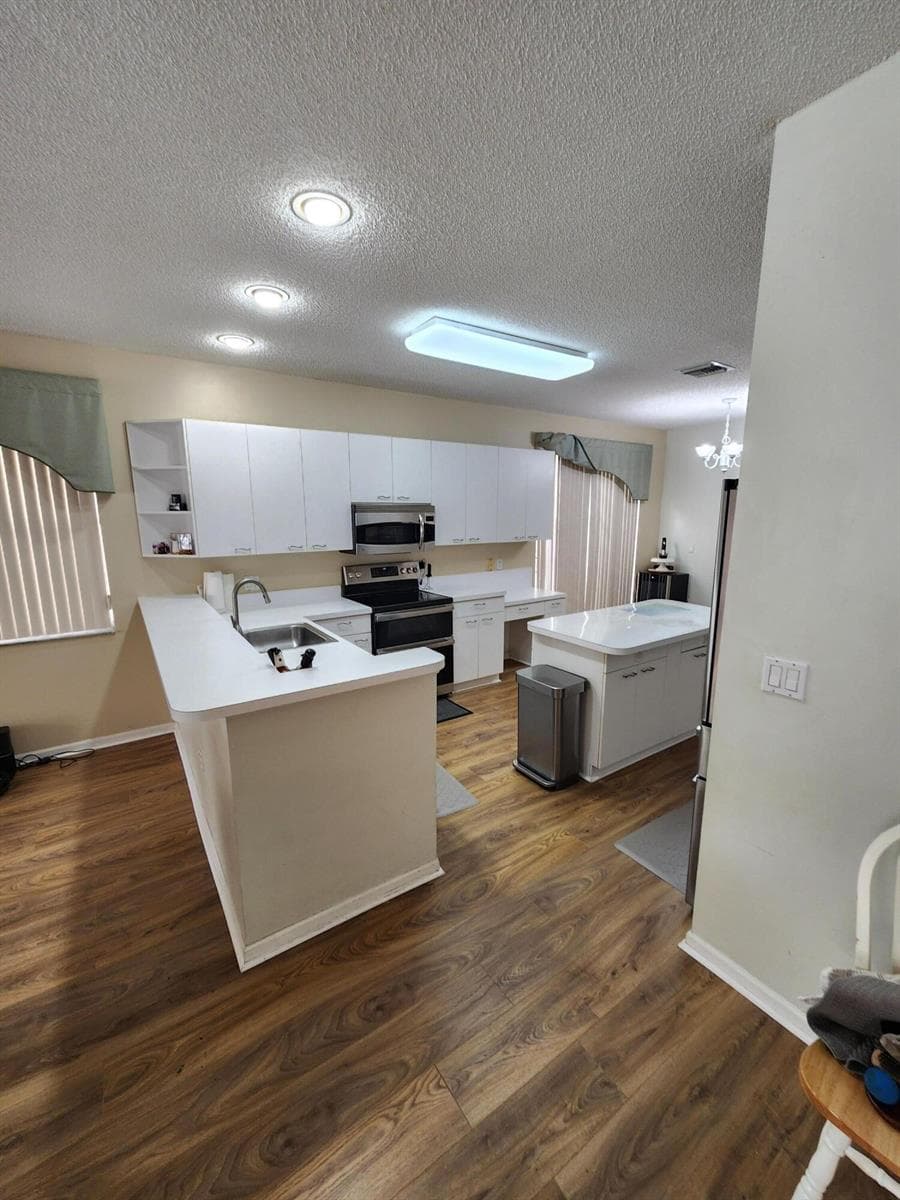 15729 NW Tenth Street NW, Pembroke Pines, FL 33028 — zdjęcie 4