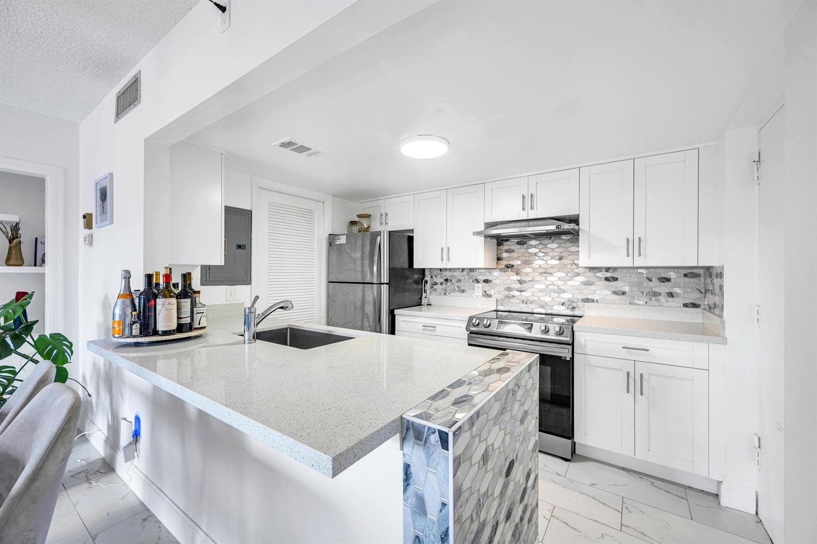 1000 River Reach Drive # 505, Fort Lauderdale, FL 33315 — zdjęcie 3
