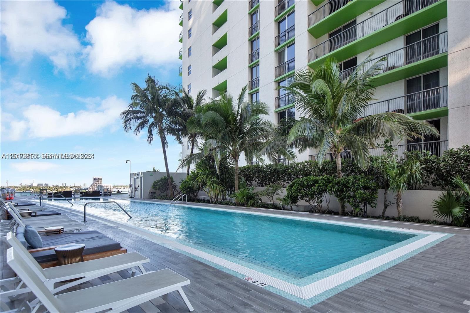 488 NE 18th St # 301, Miami, FL 33132 — zdjęcie 3