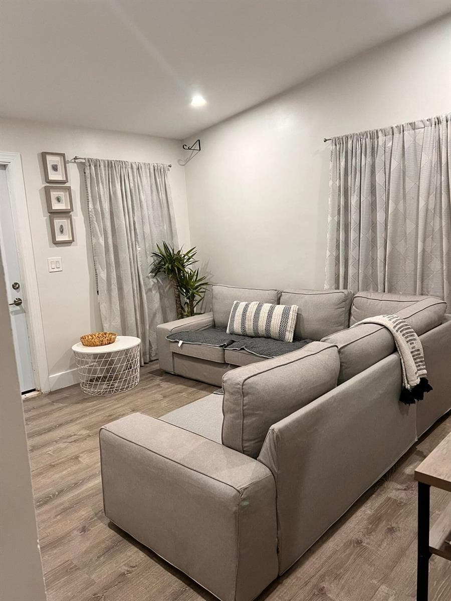 555 NW 15th Court, Pompano Beach, FL 33060 — zdjęcie 2