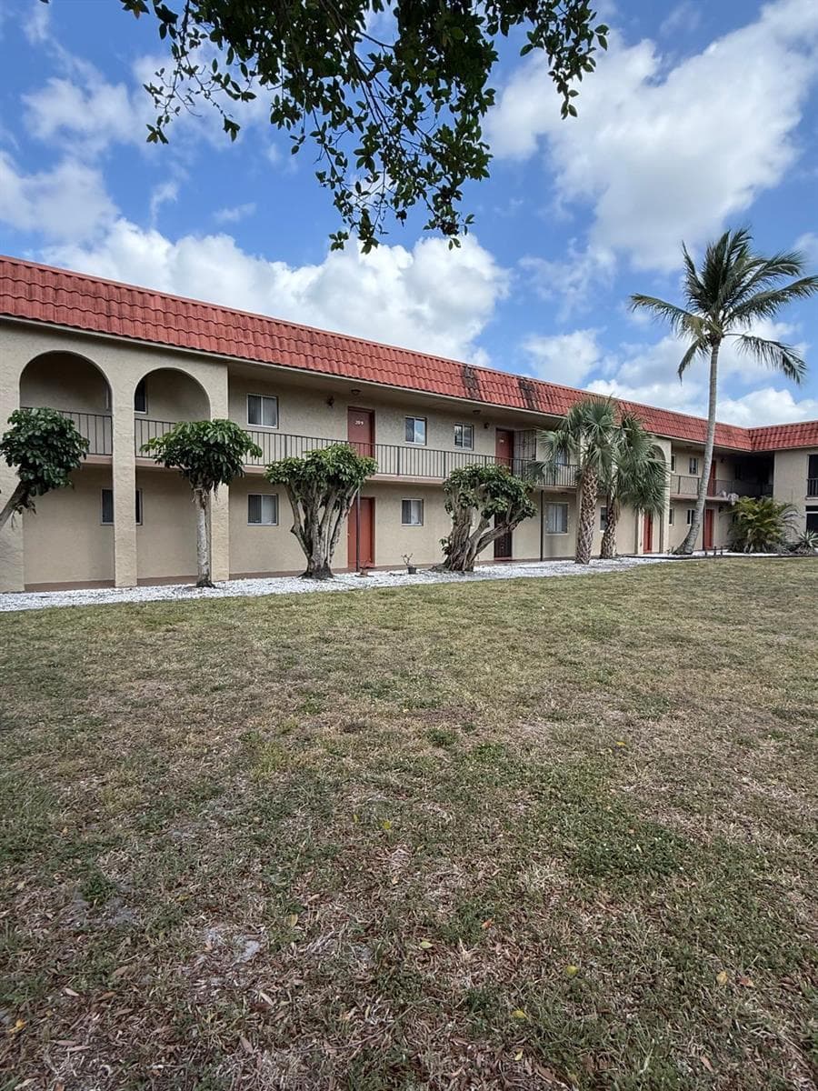 6074 Forest Hill Boulevard # 208, West Palm Beach, FL 33415 — zdjęcie 2