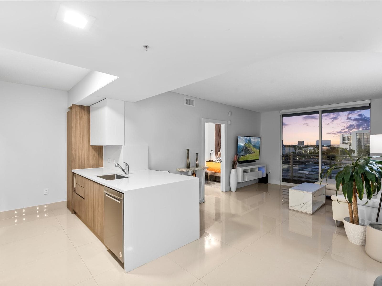 18800 NE 29th Avenue # 704, Aventura, FL 33180 — zdjęcie 3