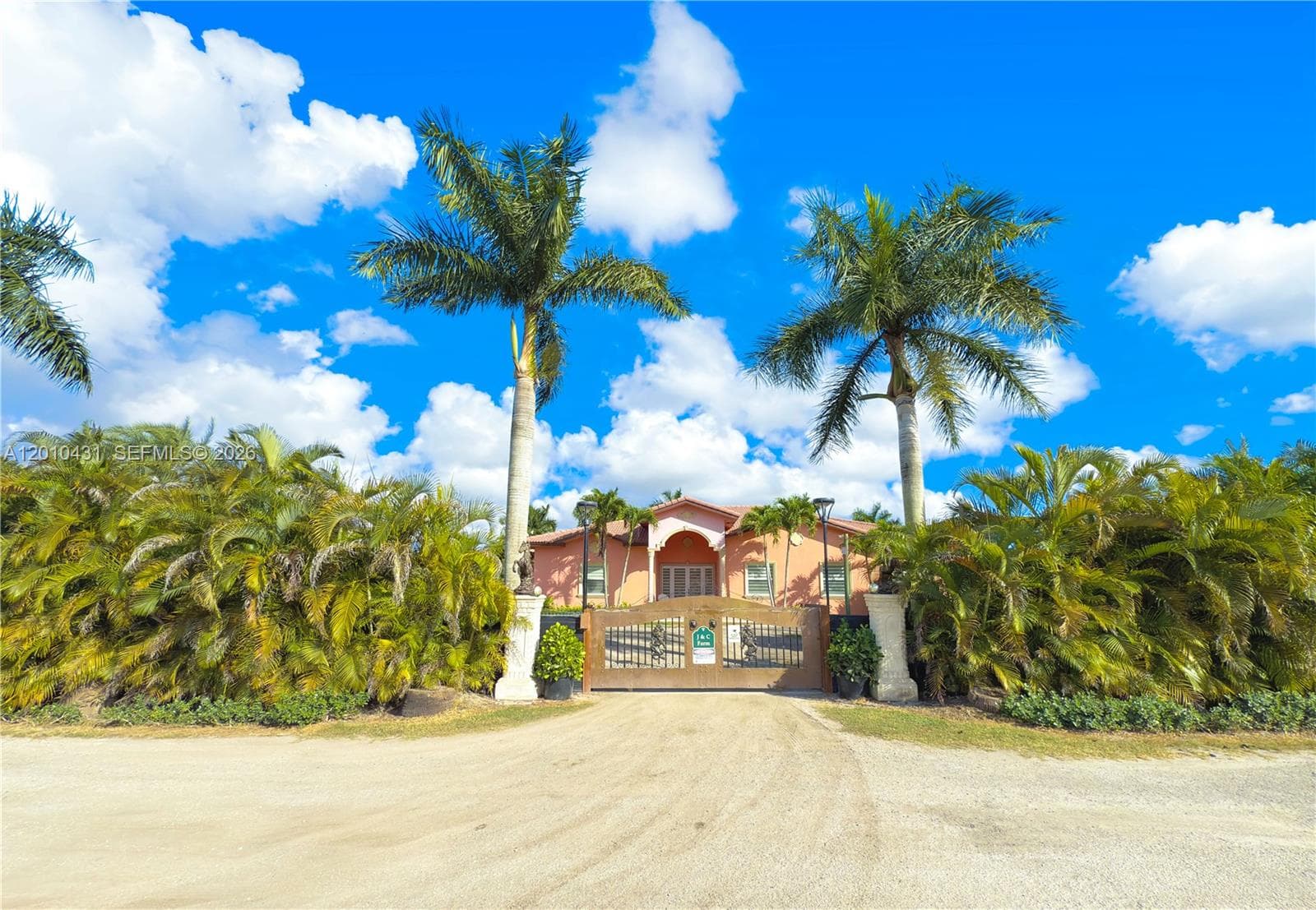 20455 SW 154th Ave, Miami, FL 33187