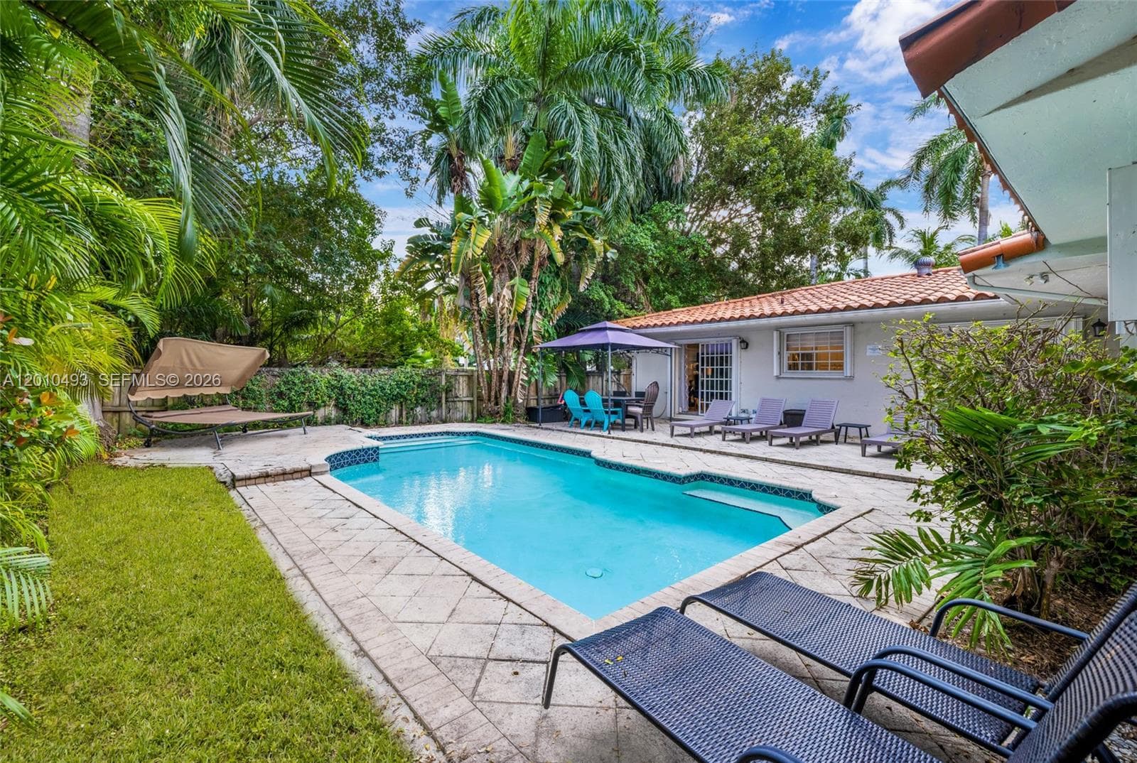 7711 Coquina Dr, North Bay Village, FL 33141 — zdjęcie 3