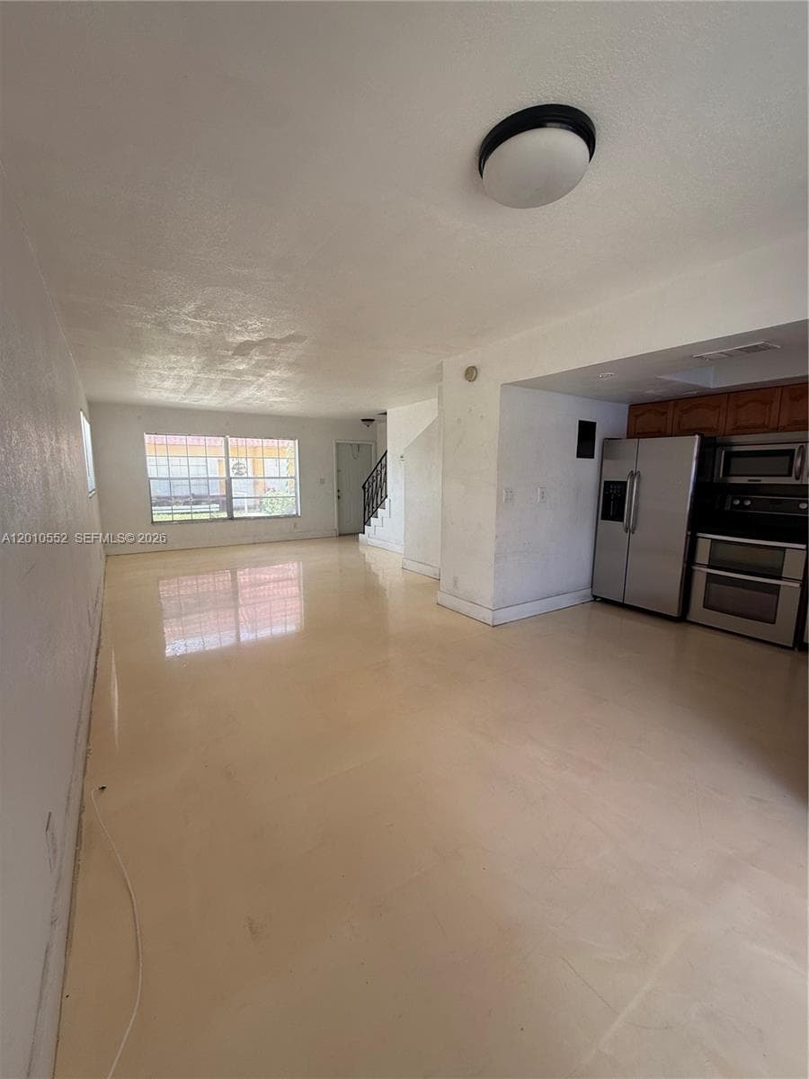 5231 NW 27th St # 8A, Lauderhill, FL 33313 — zdjęcie 5