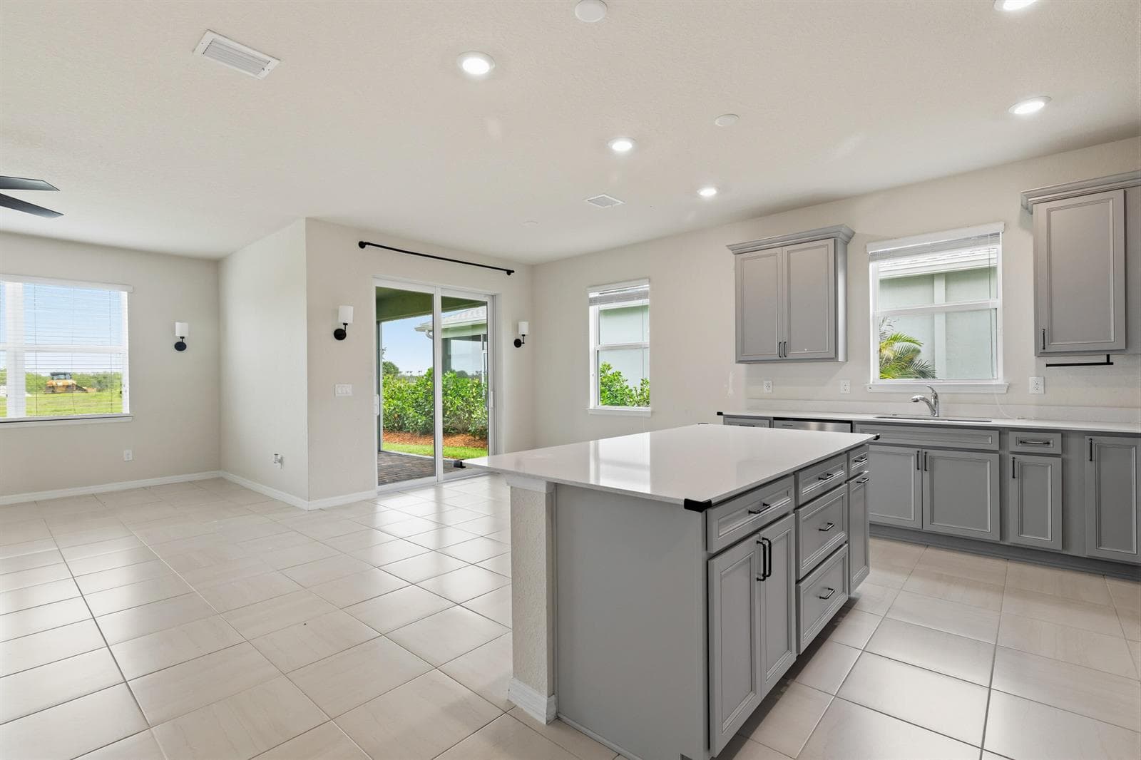 12327 SW Sand Dollar Way, Port St. Lucie, FL 34987 — zdjęcie 4