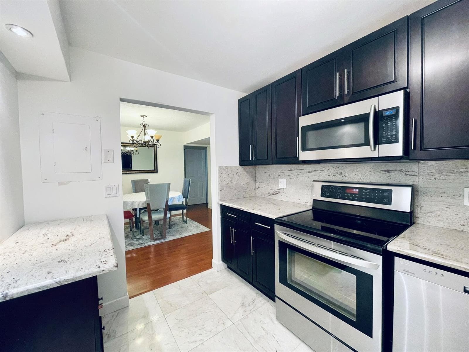 7000 NW 17th Street # 203, Plantation, FL 33313 — zdjęcie 3