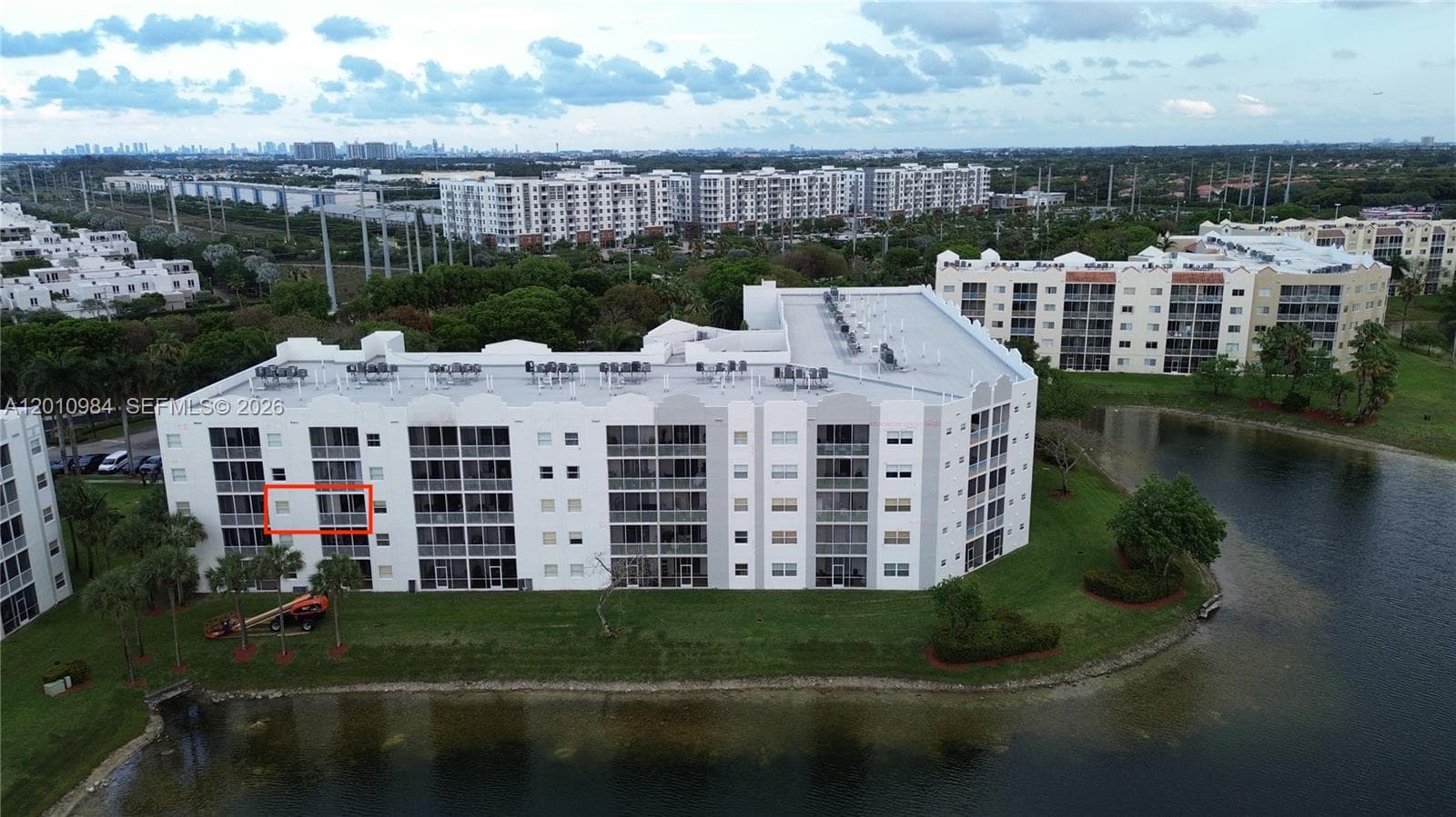 10730 NW 66th St # 313, Doral, FL 33178 — zdjęcie 2