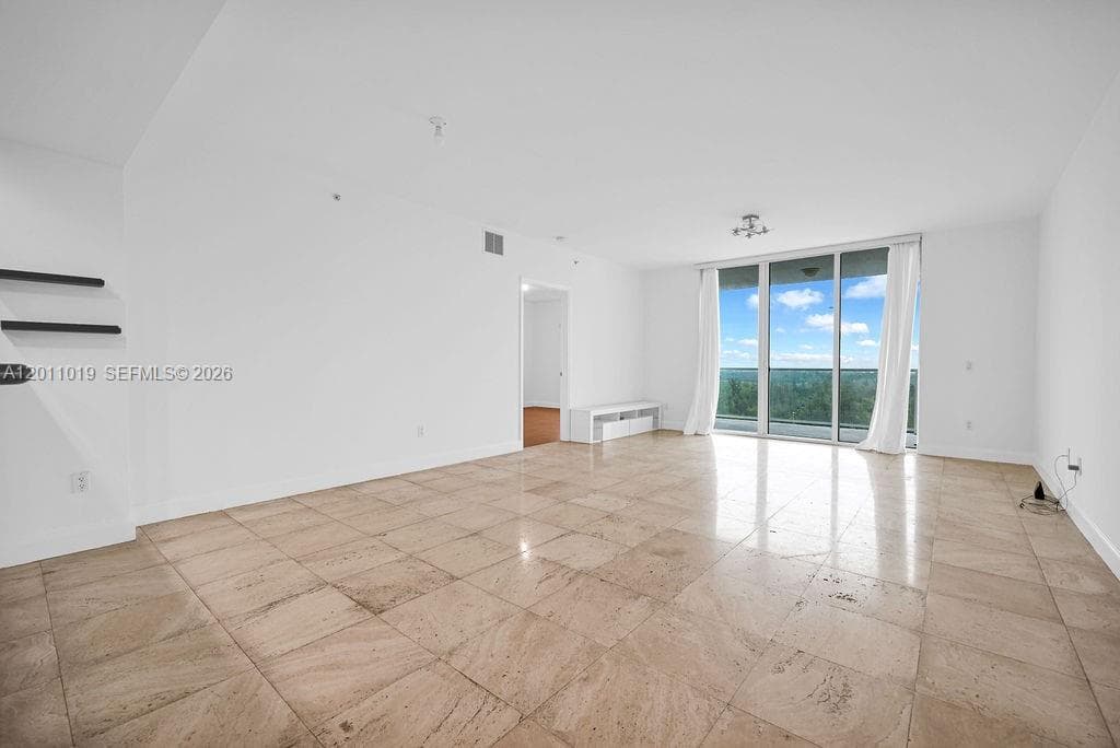 15051 Royal Oaks Ln # 1605, North Miami, FL 33181 — zdjęcie 4