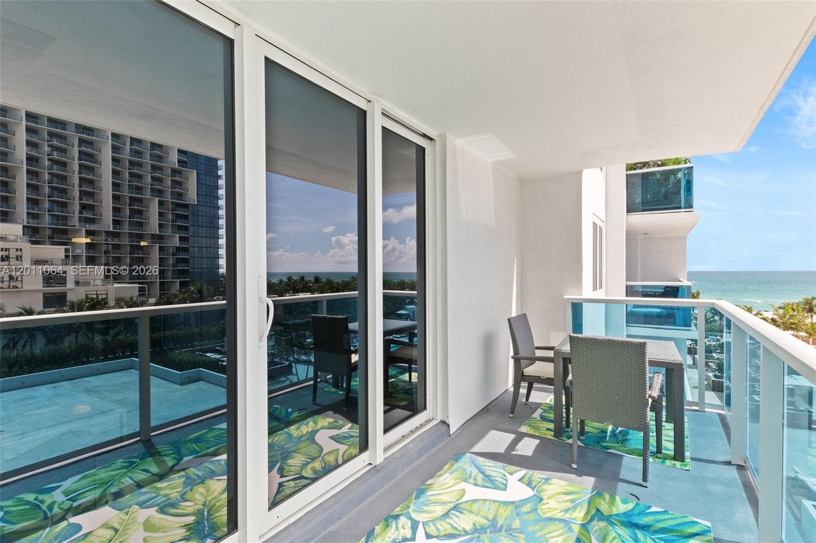 2301 Collins Ave # 504, Miami Beach, FL 33139 — zdjęcie 2