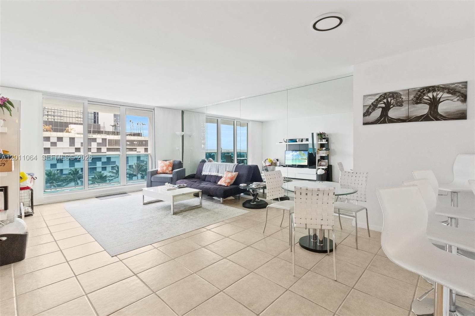 2301 Collins Ave # 504, Miami Beach, FL 33139 — zdjęcie 4