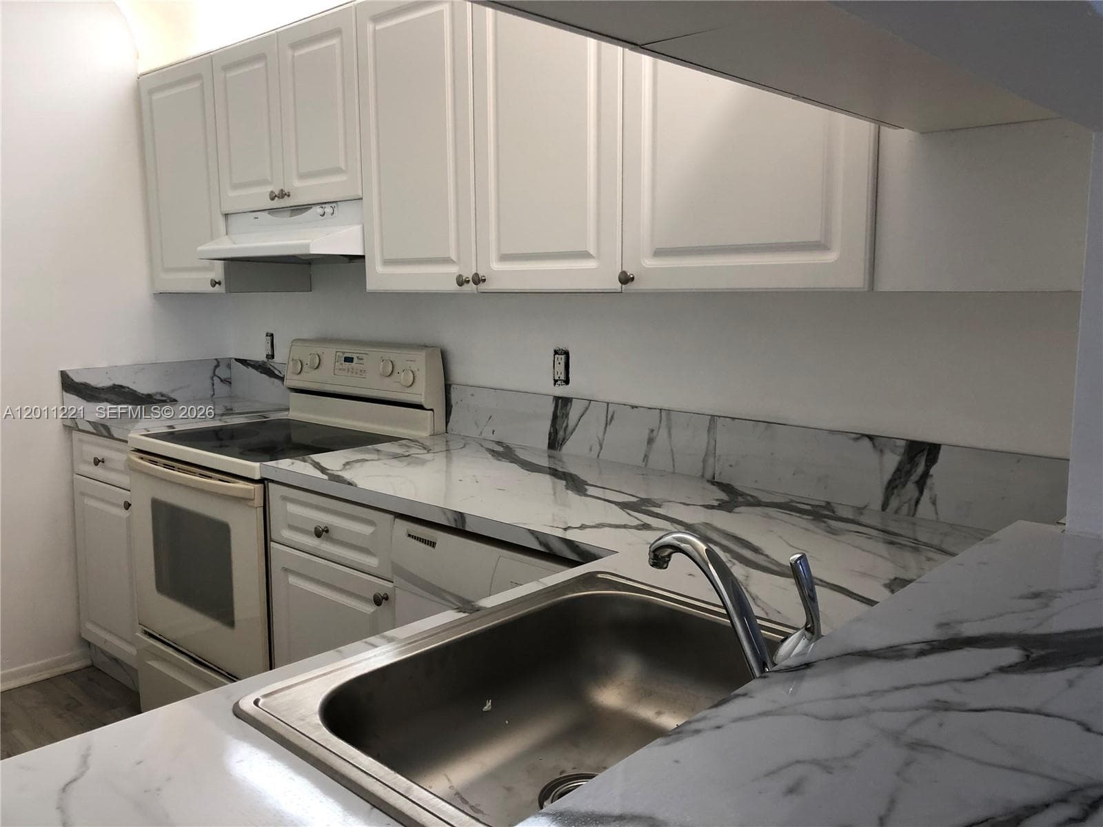 1027 Twin Lakes Dr # 28-B, Coral Springs, FL 33071 — zdjęcie 4