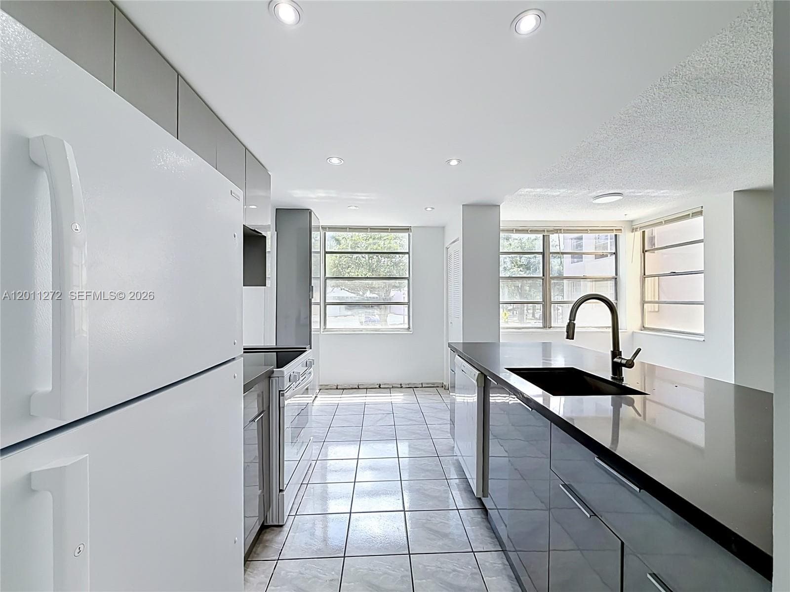 16400 NE 17th Ave # 206, North Miami Beach, FL 33162 — zdjęcie 4