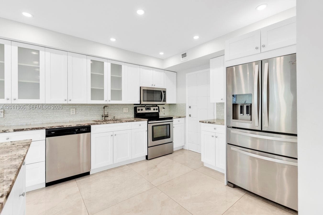 300 Diplomat Pkwy # 204, Hallandale Beach, FL 33009 — zdjęcie 2