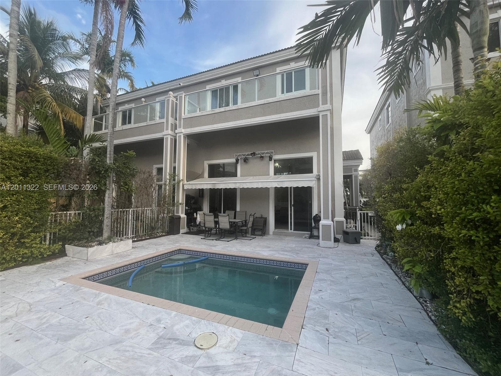 3915 NE 168th St # 3915, North Miami Beach, FL 33160