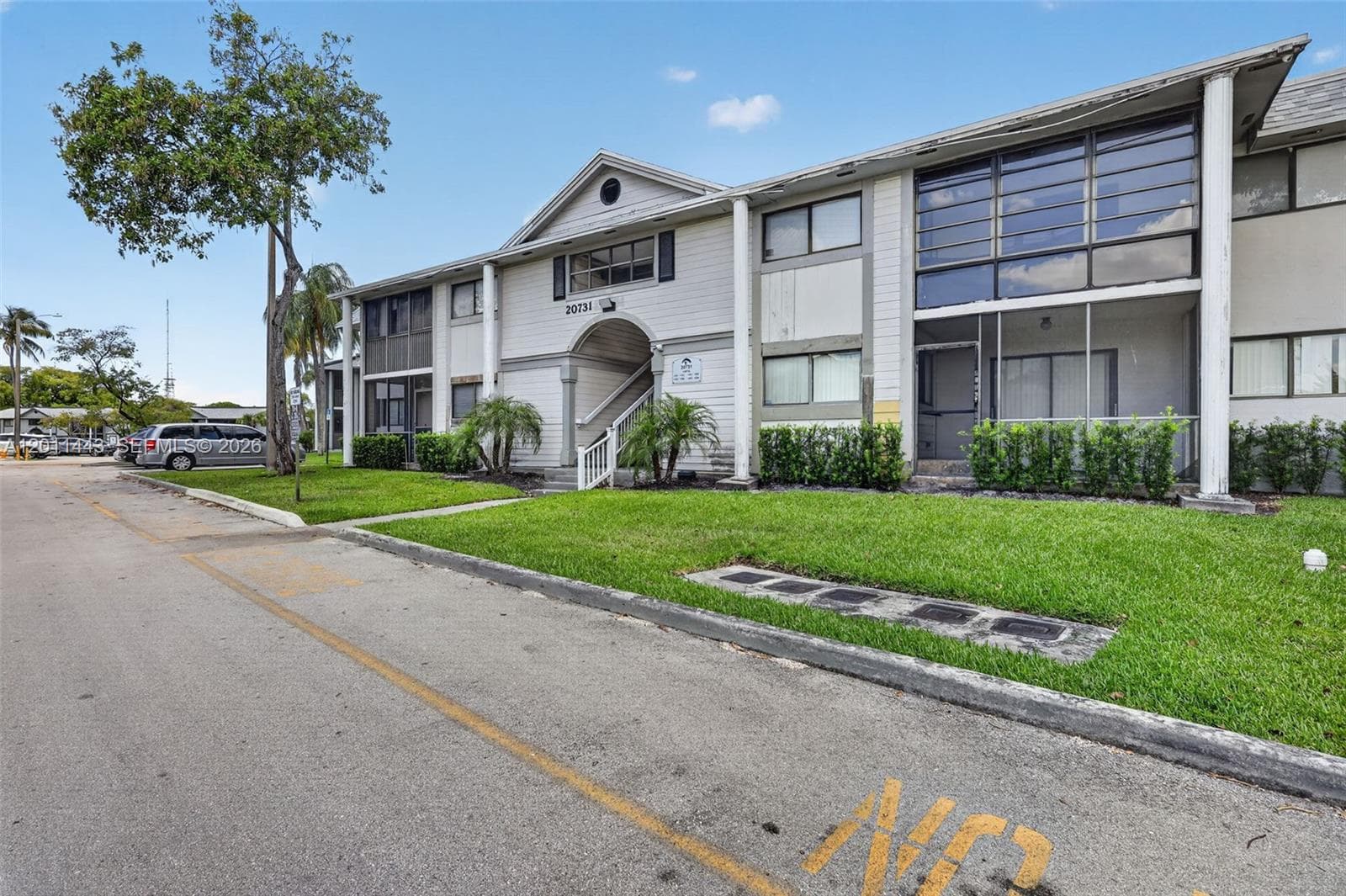 20731 NE 4th Pl # 104, Miami, FL 33179
