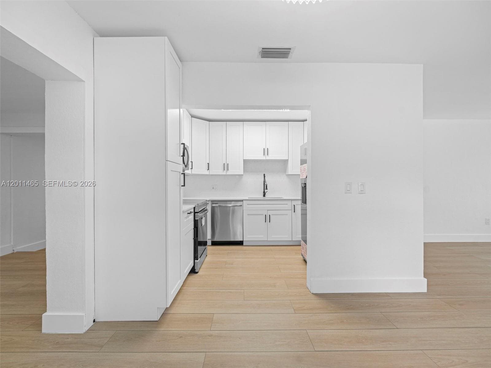 521 SW 64th Ct, Miami, FL 33144 — zdjęcie 4