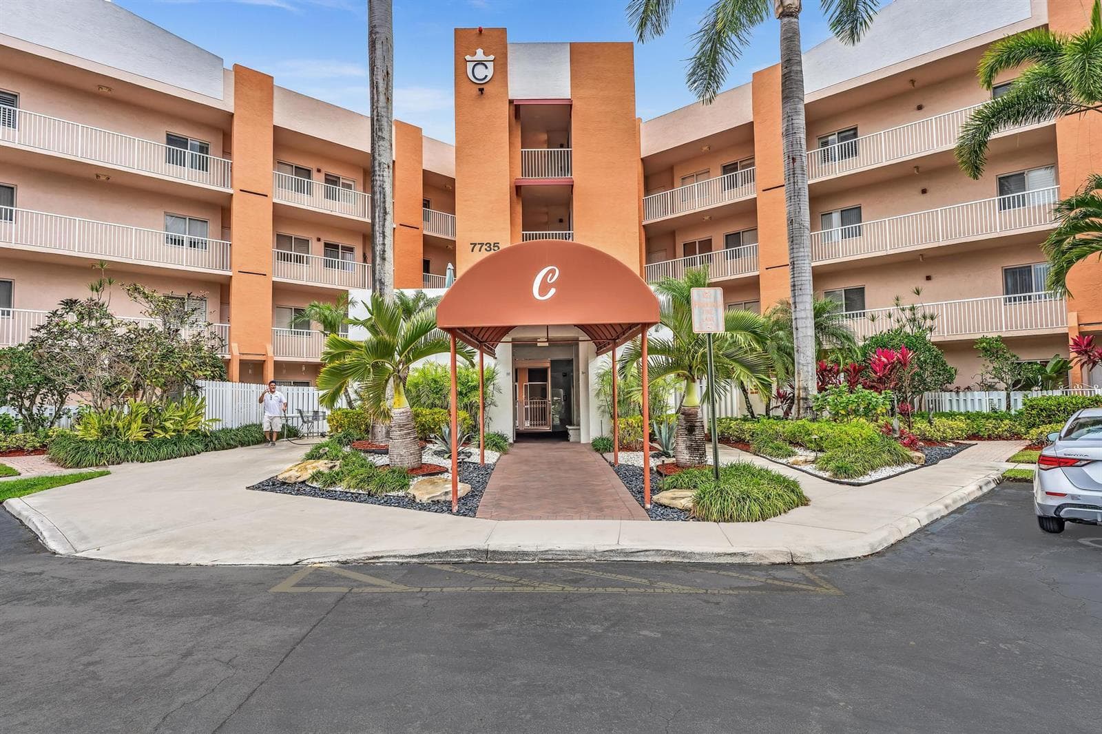 7735 Yardley Drive # 406, Tamarac, FL 33321 — zdjęcie 2