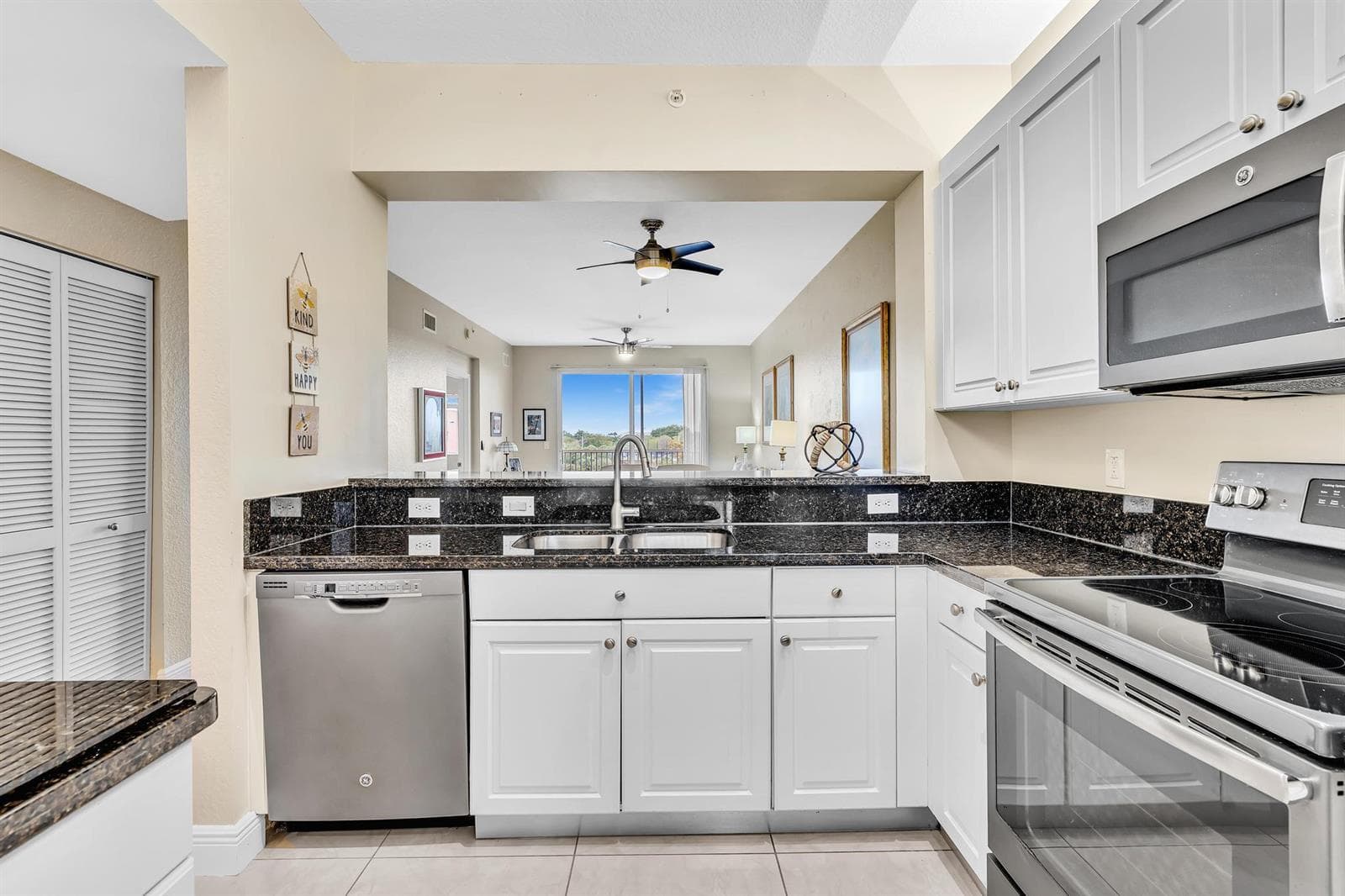 7735 Yardley Drive # 406, Tamarac, FL 33321 — zdjęcie 5