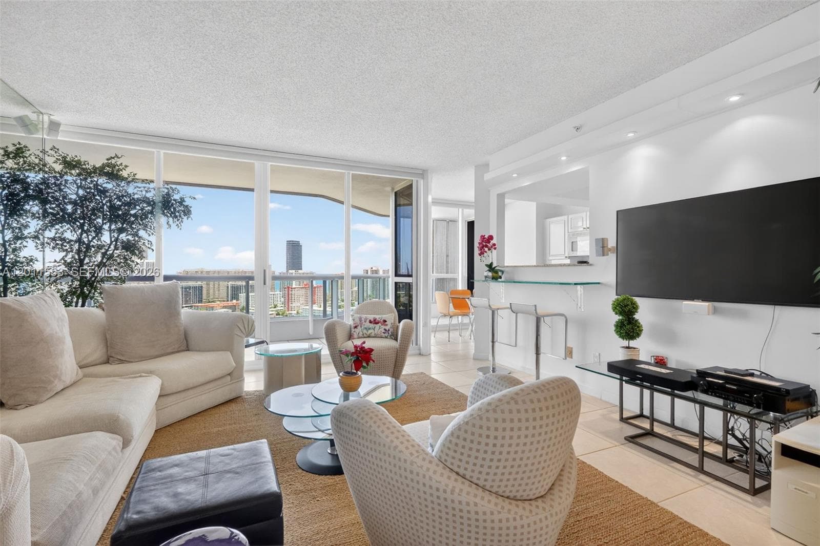 21205 YACHT CLUB DR # 2409, Aventura, FL 33180 — zdjęcie 2
