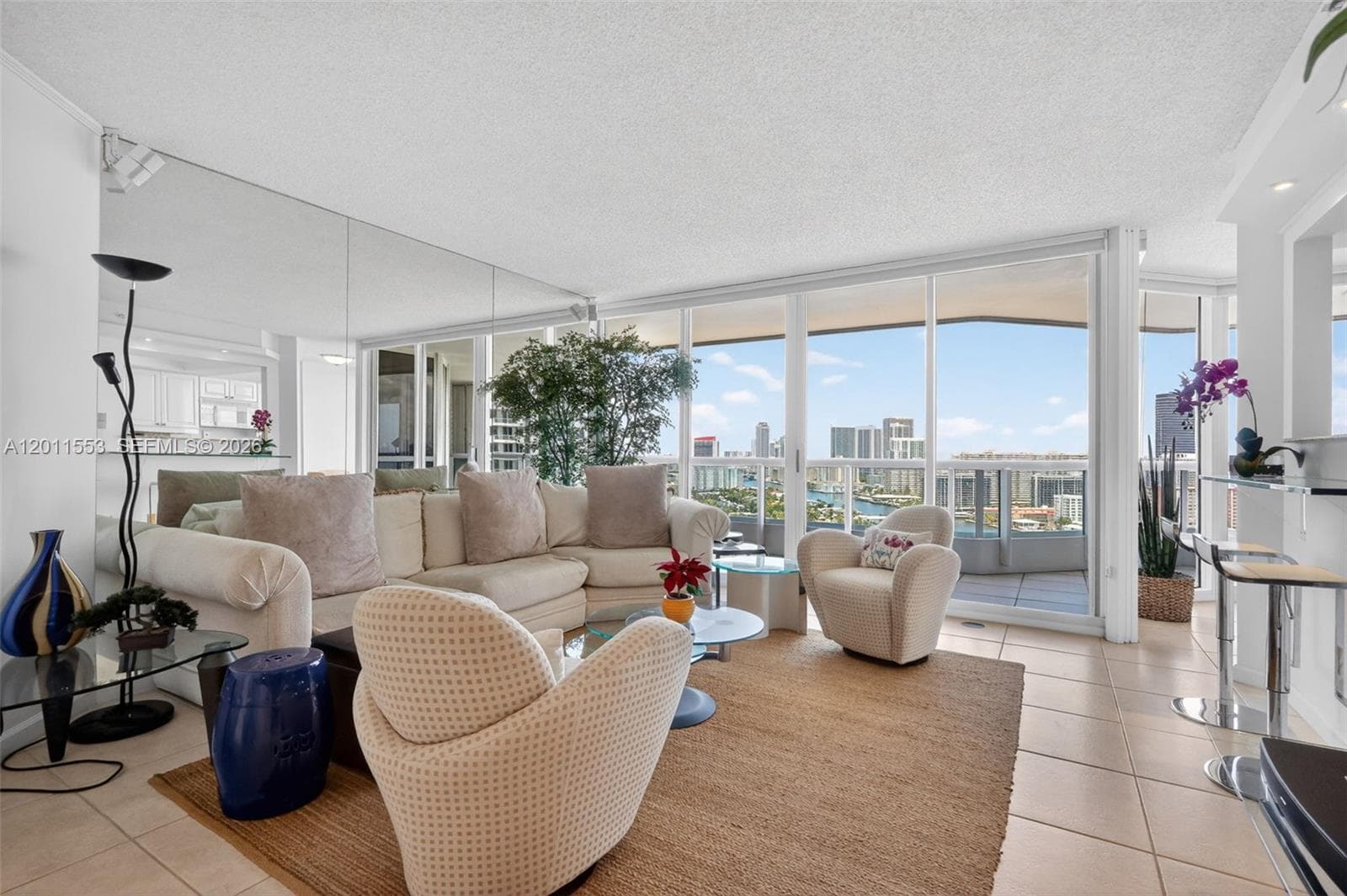 21205 YACHT CLUB DR # 2409, Aventura, FL 33180 — zdjęcie 3