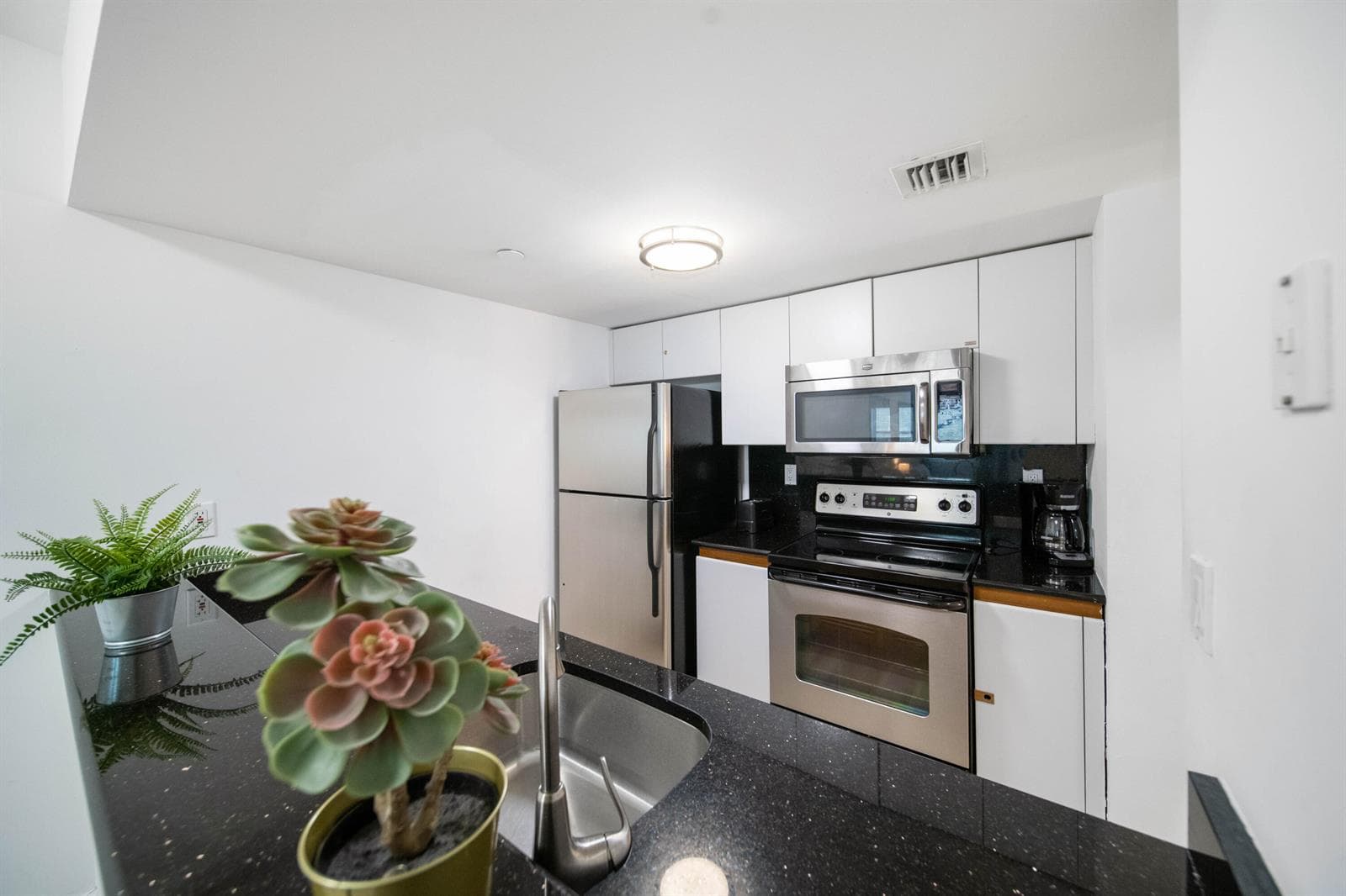 834 Ocean Drive # 406, Miami Beach, FL 33139 — zdjęcie 4