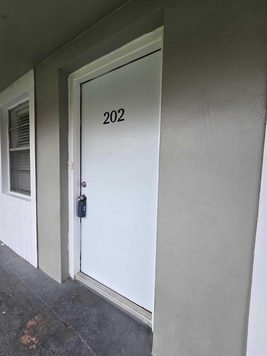 1201 SW 52nd Avenue # 202-2, North Lauderdale, FL 33068 — zdjęcie 3