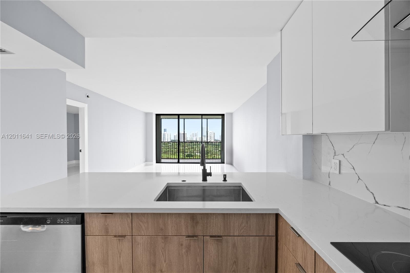 20335 W Country Club Dr # 1905, Aventura, FL 33180 — zdjęcie 2