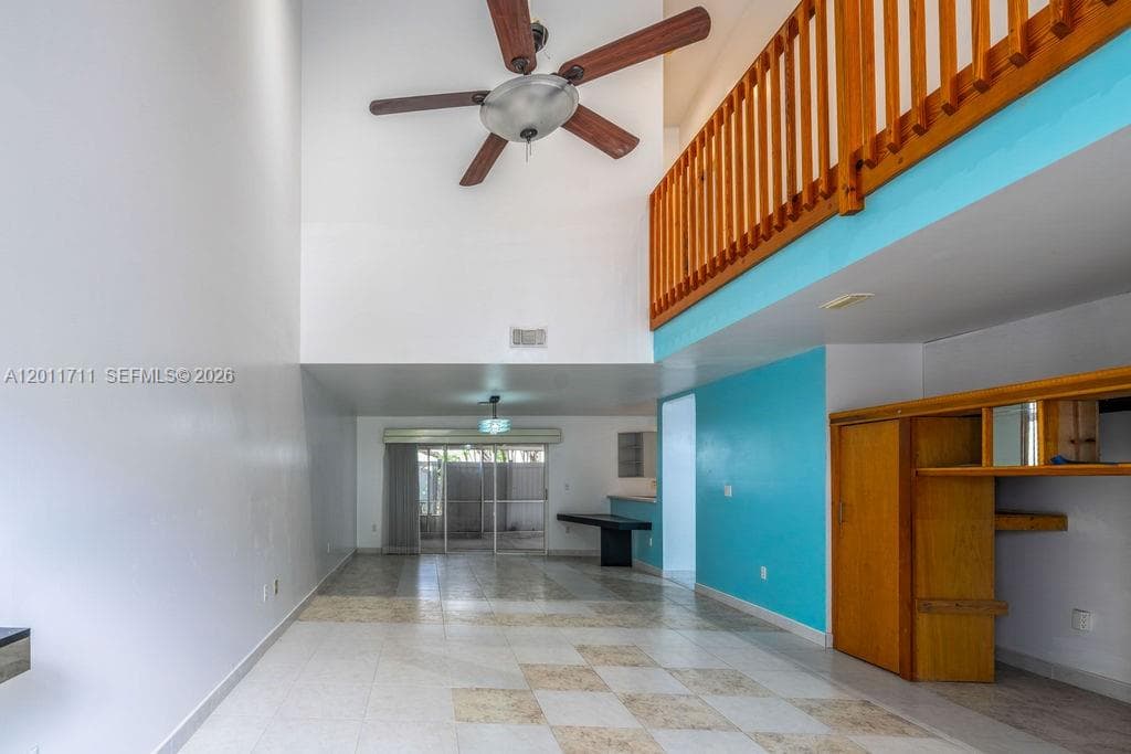 243 NE 212th Ter, Miami, FL 33179 — zdjęcie 4