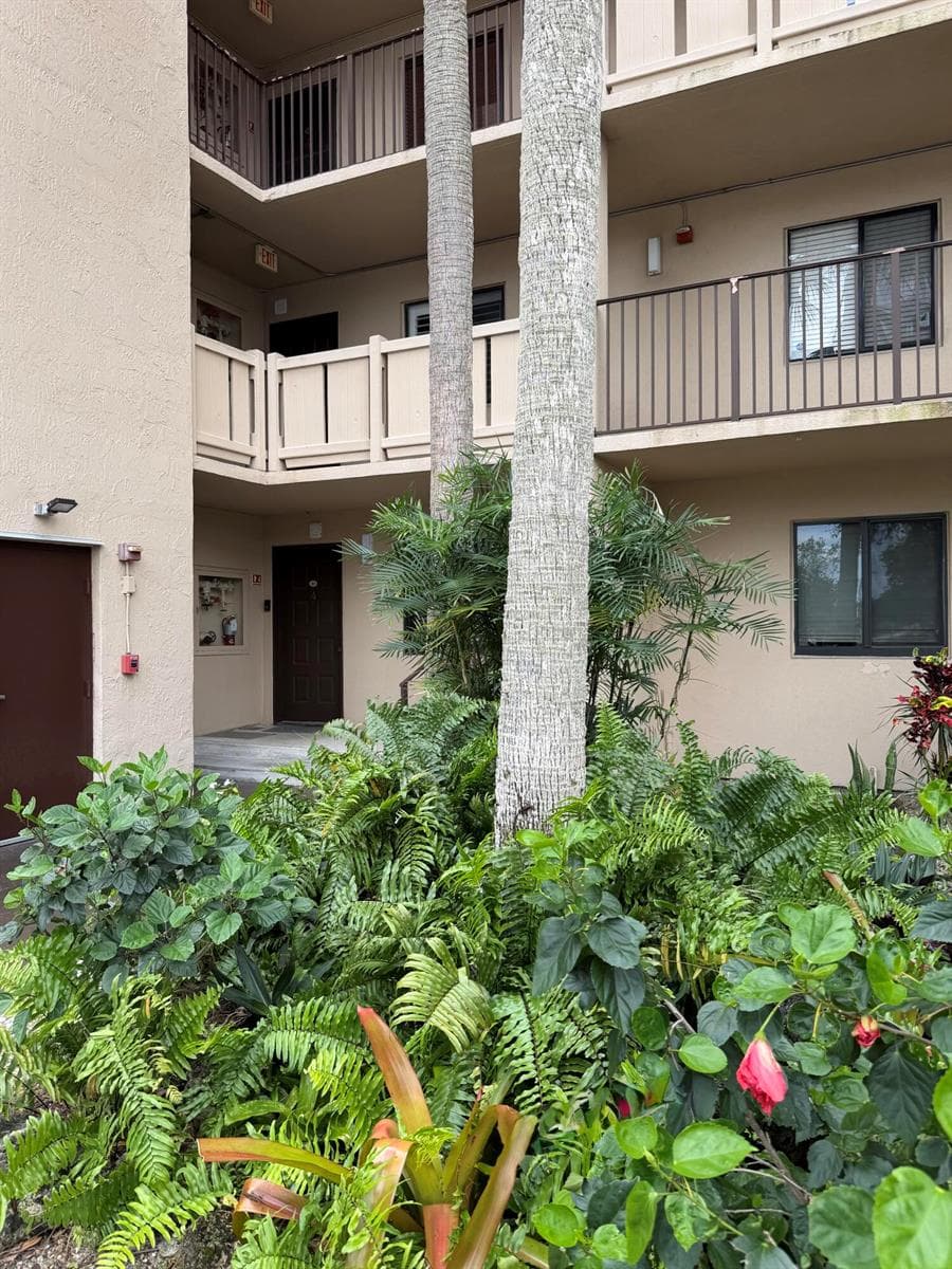 2200 S Cypress Bend Drive # 101, Pompano Beach, FL 33069 — zdjęcie 3