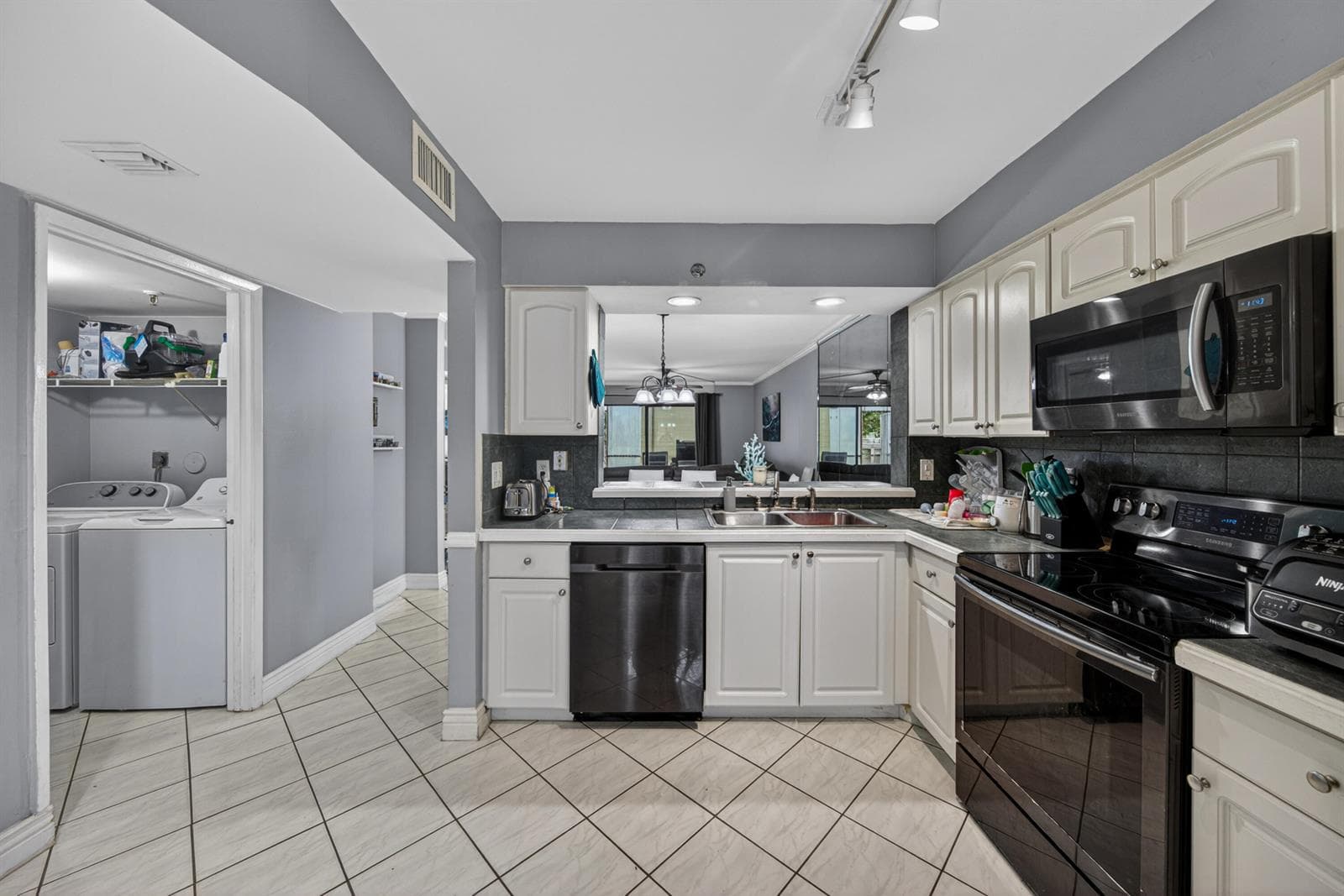 2200 S Cypress Bend Drive # 101, Pompano Beach, FL 33069 — zdjęcie 5
