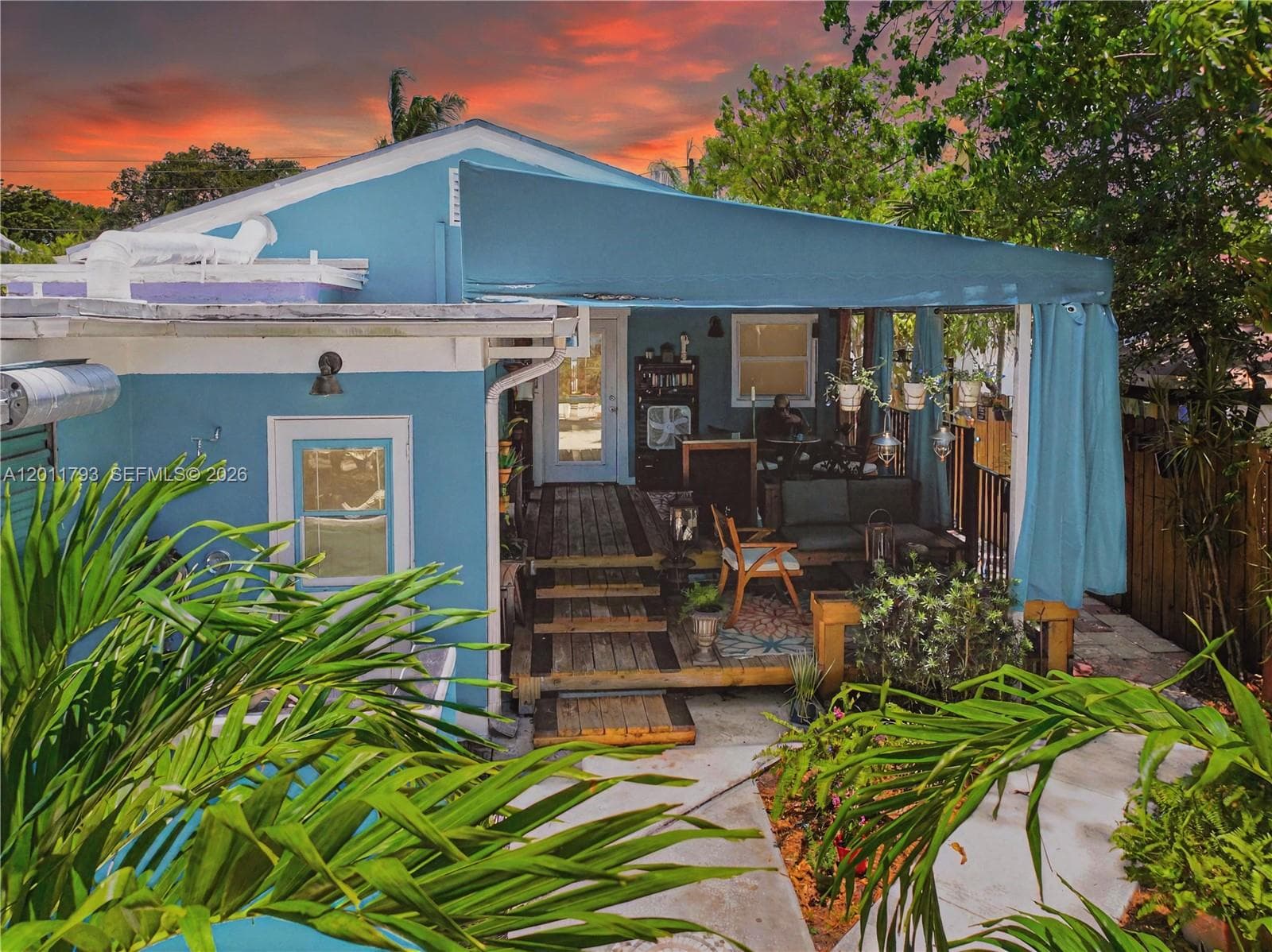 561 NW 53rd St, Miami, FL 33127 — zdjęcie 3