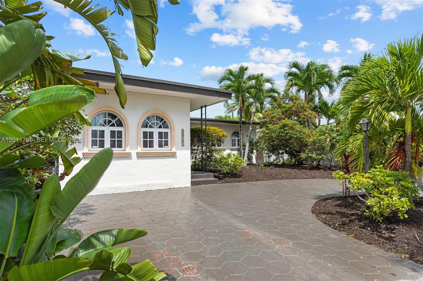 6921 Trouville Esplanade, Miami Beach, FL 33141