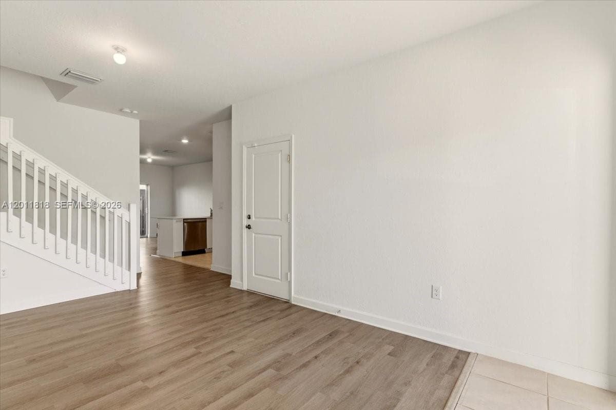 12865 NW 24th Ave, Miami, FL 33167 — zdjęcie 5