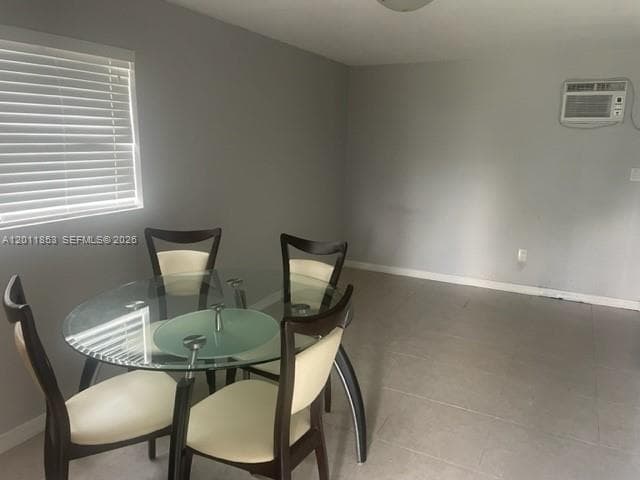 1041 NE 35th St, Oakland Park, FL 33334 — zdjęcie 3