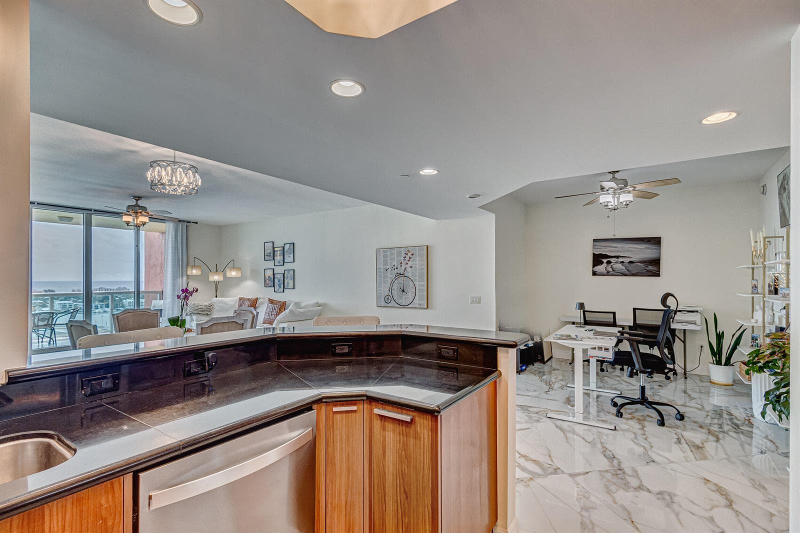 2640 Lake Shore Drive # 2014, Riviera Beach, FL 33404 — zdjęcie 3