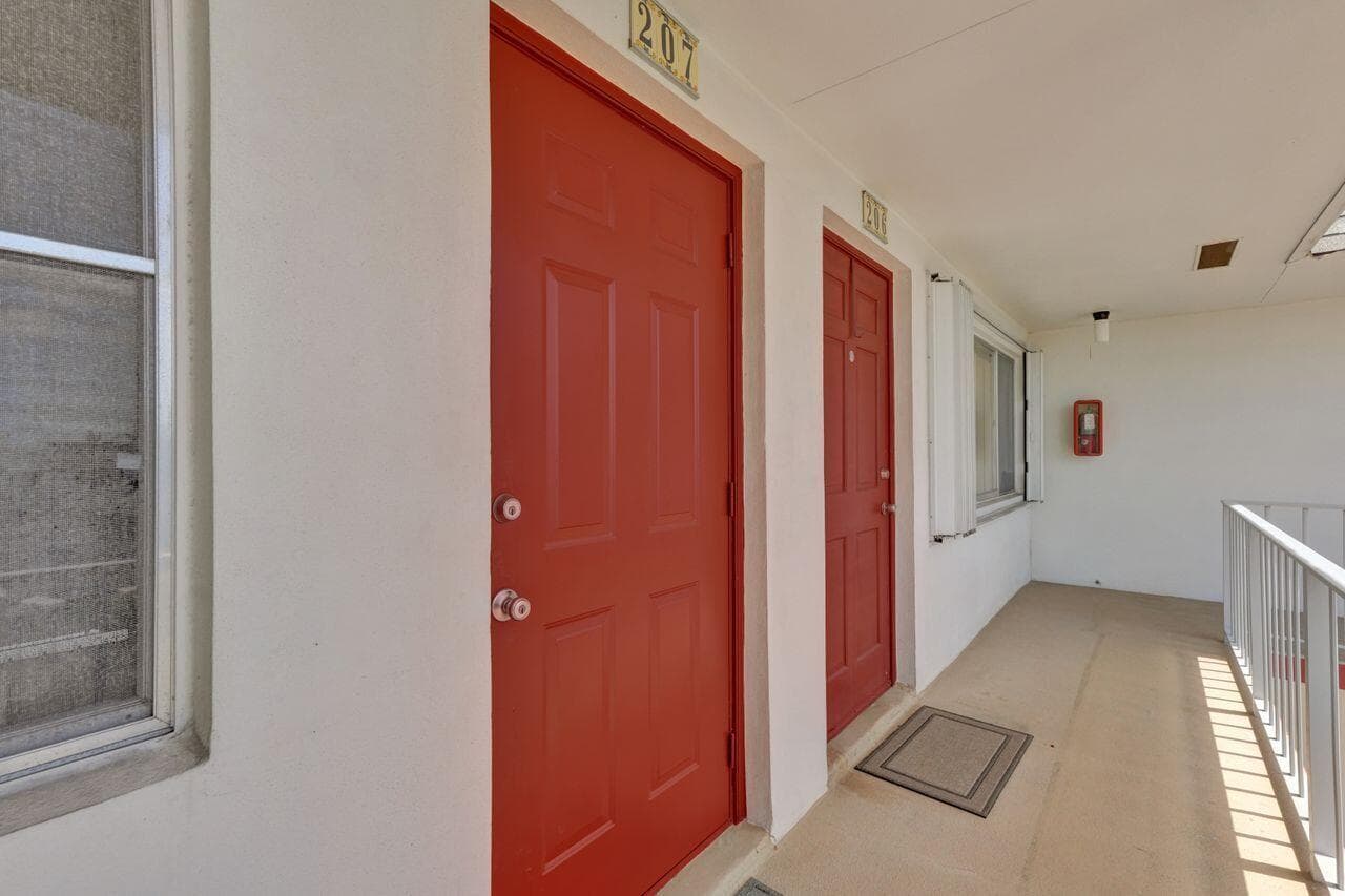 3120 Cynthia Lane # 207, FL 33461 — zdjęcie 2