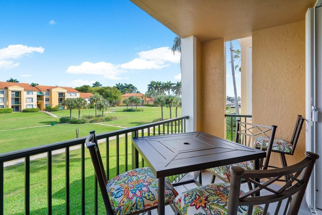 157 Yacht Club Way # 206, Hypoluxo, FL 33462 — zdjęcie 2
